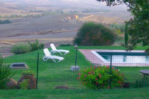 Pienza Villa Sleeps 13 Pool Wifi