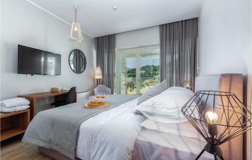 Four-bedroom Holiday Home In Veprinac