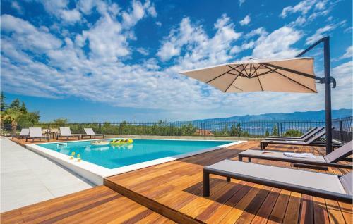 Five-bedroom Holiday Home In Polje