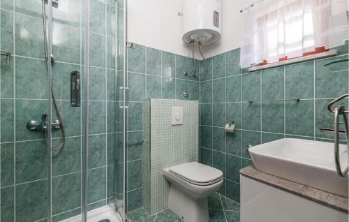 One-bedroom Apartment In Povljana