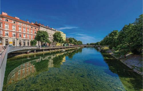 Four-bedroom Holiday Home In Rijeka