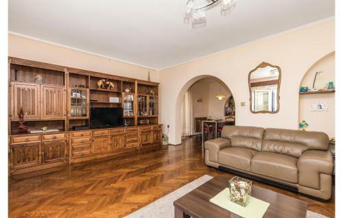 Four-bedroom Holiday Home In Rijeka