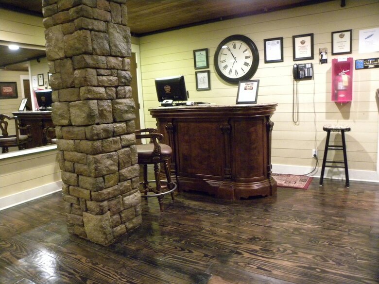 Hotel Creekside Lodge And Event Center