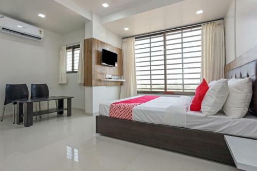 Hotel Oyo 26116 Food Hub