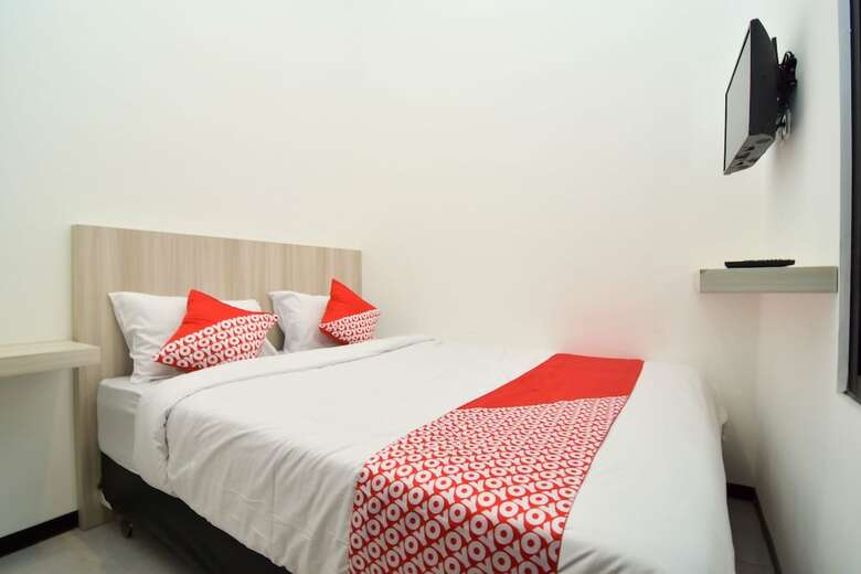 Hostal Oyo 1060 Rungkut Mejoyo Selatan