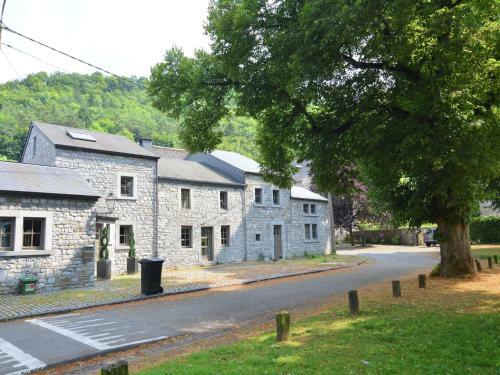 Holiday Home Au Bord De L Eau Hamoir