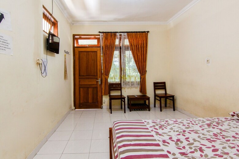 Hotel Enjoyjogja Homestay