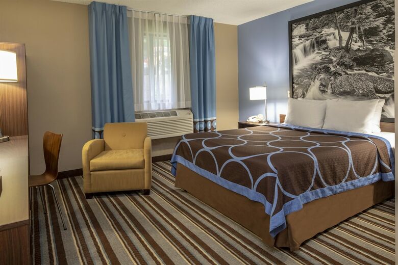 Motel Super 8 By Wyndham Steubenville