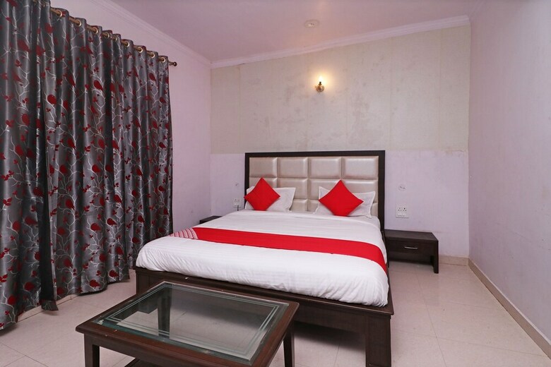 Hotel Oyo 45787 Mangalam Resort