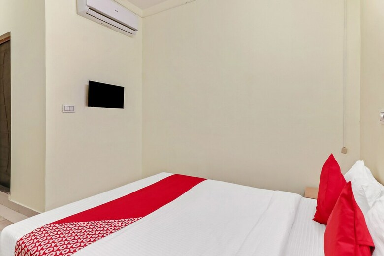 Hotel Oyo Flagship 26714 Sri Balaji Castle