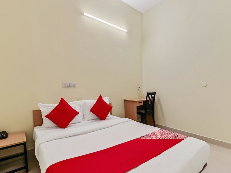 Hotel Oyo Flagship 26714 Sri Balaji Castle