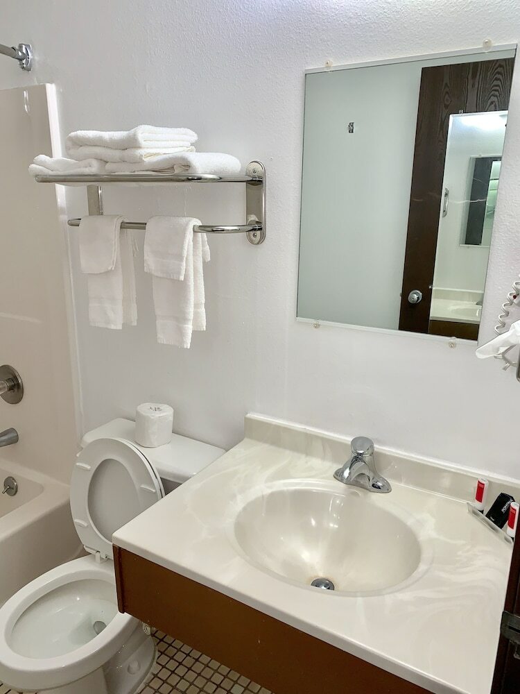 Hotel Americas Best Value Inn & Suites Sidney