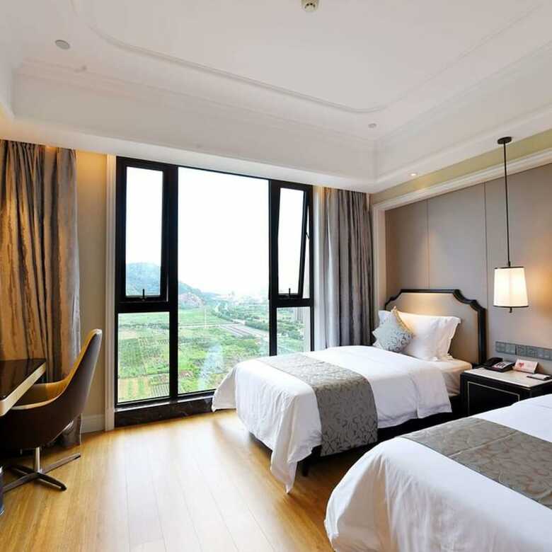 Hotel Ramada Plaza By Wyndham Wenzhou