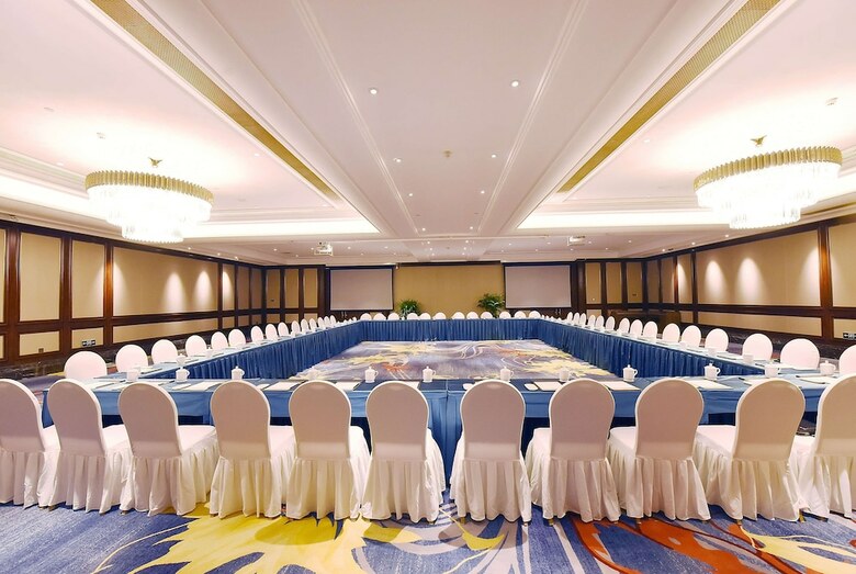 Hotel Ramada Plaza By Wyndham Wenzhou