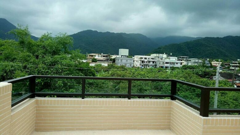 Hotel Yuanshan Dahu Homestay