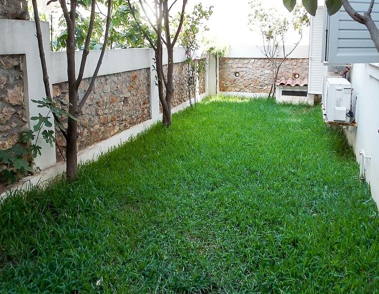 Nea Filadelfia Spacious Apartment With Garden