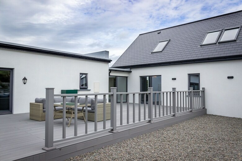 Baybridge House, Sky Road