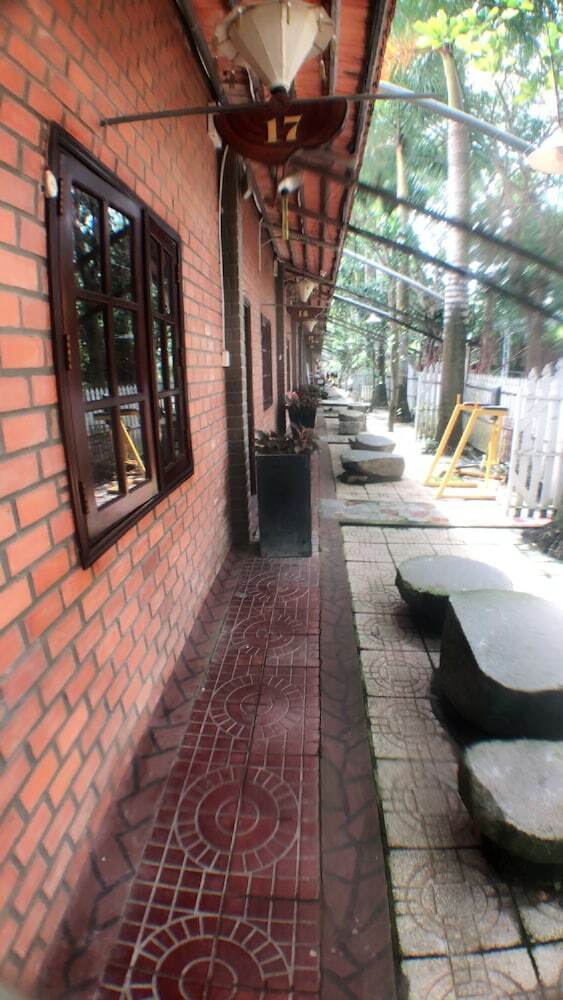 Hotel Van Huong Mai Bungalow