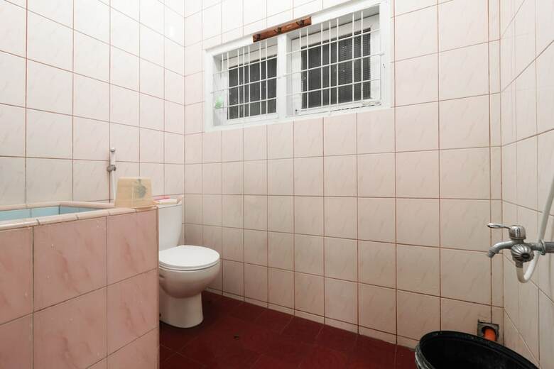 Hotel Waroeng Transit & Depary Homestay