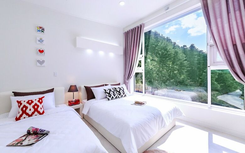 Hotel Ruhen Poolvilla