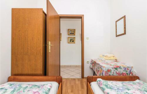 Two-bedroom Apartment In Medveja