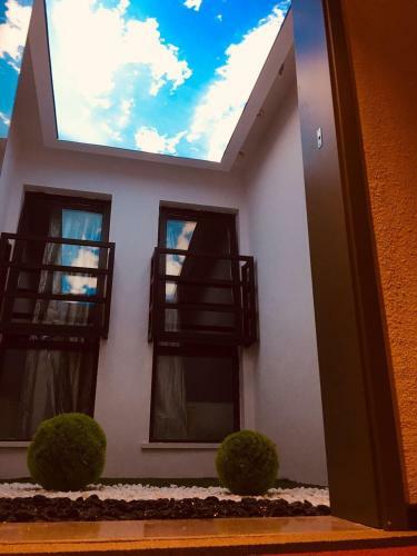 Ibis Wuxi Taihu Square Hotel