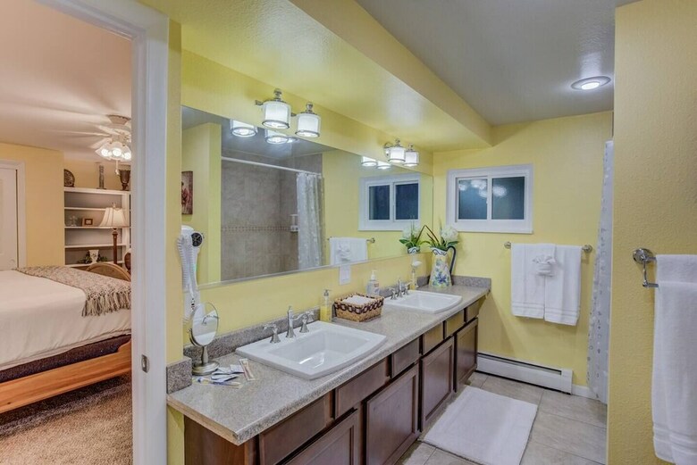 Garden-level Perfect Hot Tub Fire Pit & More!