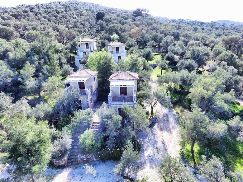 Hotel Gera's Olive Grove