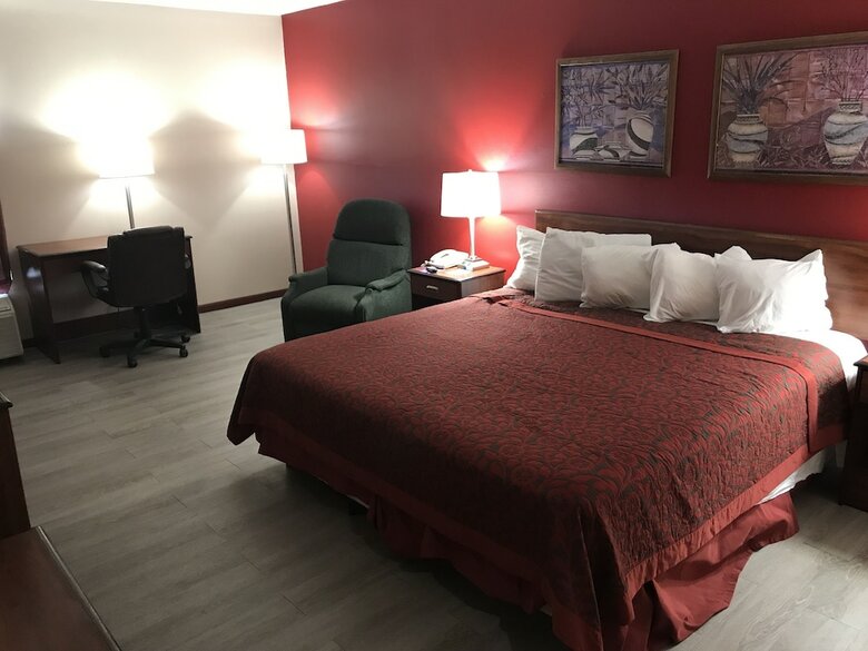 Hotel Days Inn By Wyndham Hillsboro
