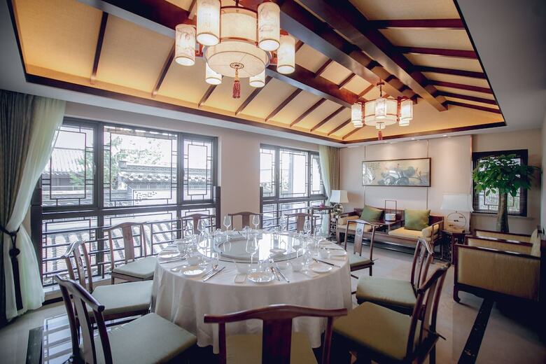 Riad Xinhualian Lv Xin Gu Hotel