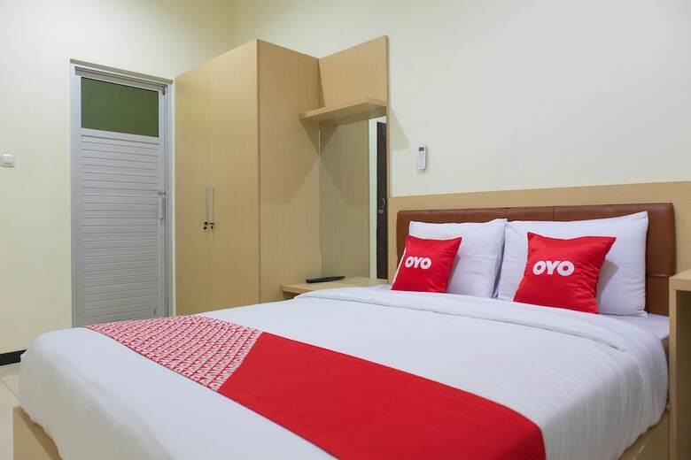 Hotel Oyo 1681 The Kost Tdm 2