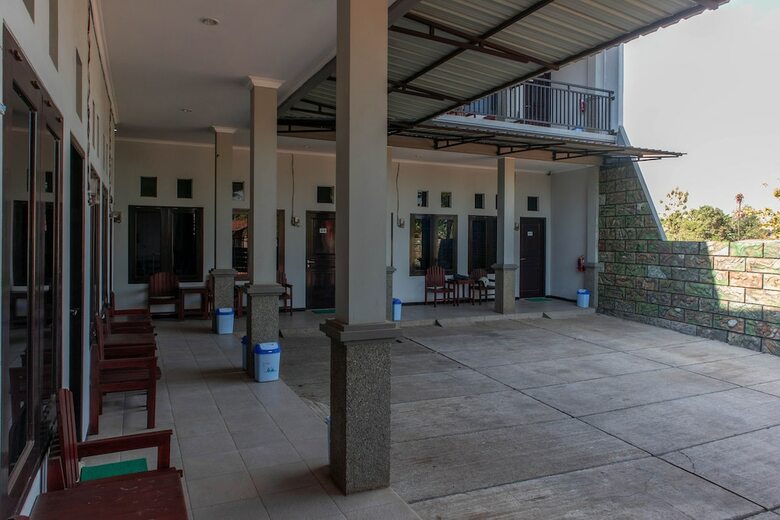 Hotel Oyo 1681 The Kost Tdm 2