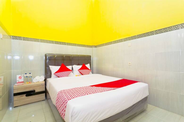 Hostal Oyo 1427 Azzahra Guest House