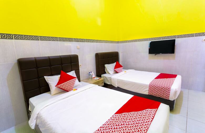 Hostal Oyo 1427 Azzahra Guest House