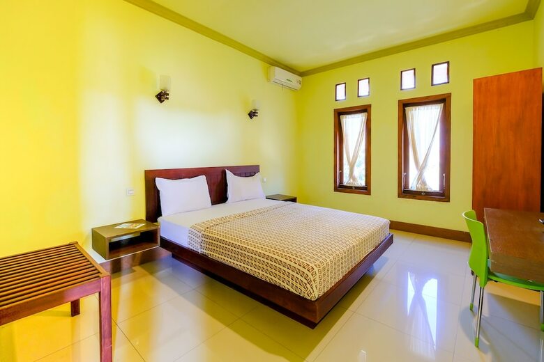 Hostal Oyo 1787 Sekardiyu Guesthouse