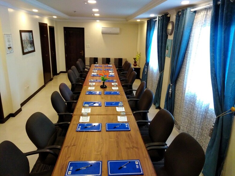 Hotel Venezia Suites Iloilo