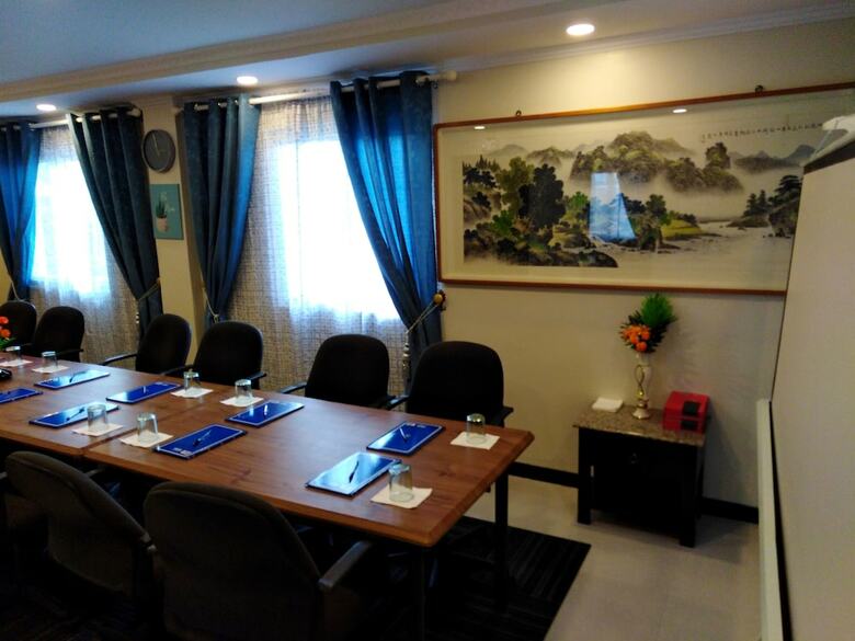 Hotel Venezia Suites Iloilo