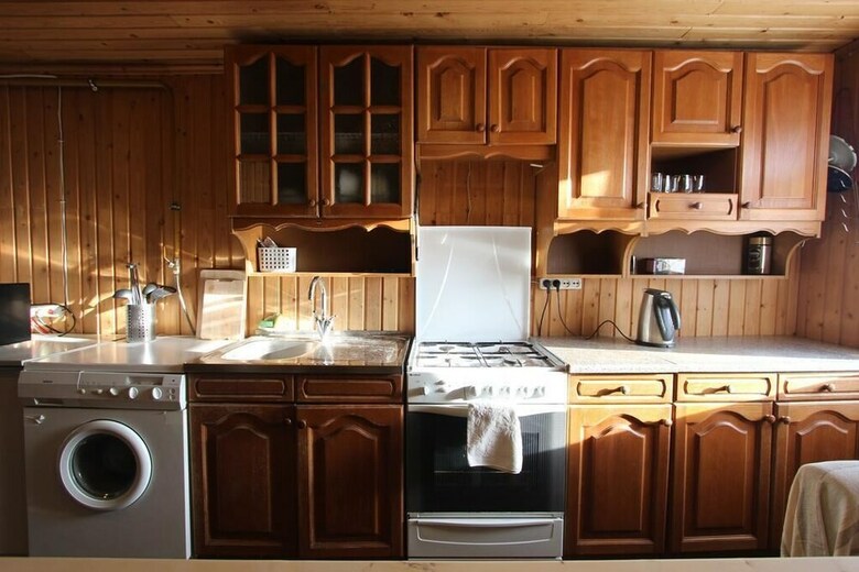 Bolshakovo - Two Bedroom House