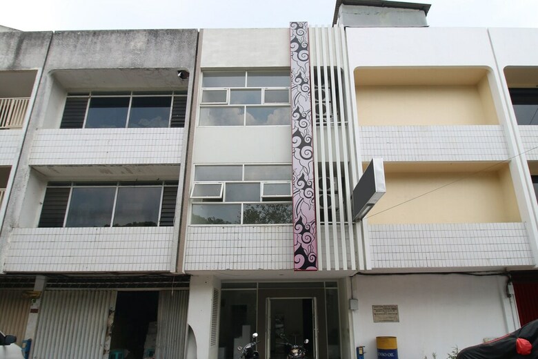 Hotel Airy Klojen Ade Irma Suryani 9 Malang