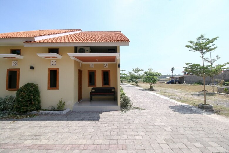 Hotel Airy Bandara Banyuwangi H Muso