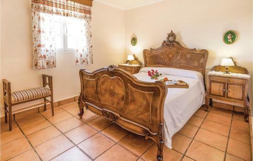 Four-bedroom Holiday Home In Constantina