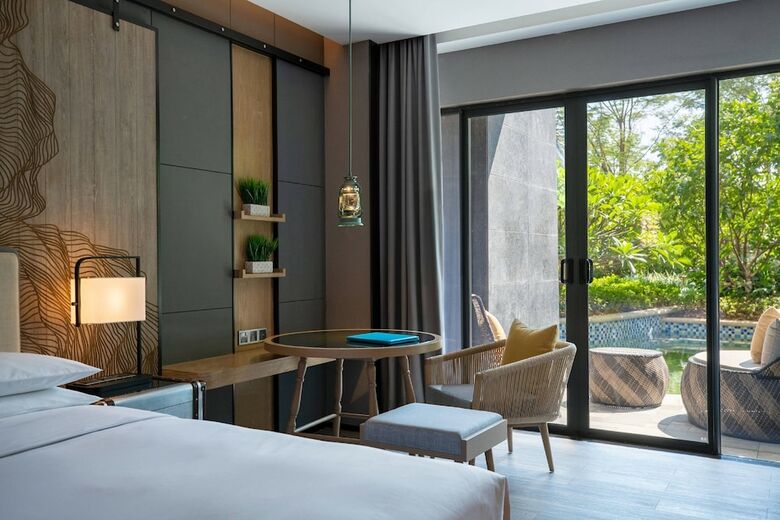 Renaissance Xiamen Hotel