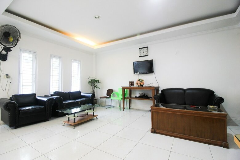 Hotel Oyo 1905 Davonsa  Homestay
