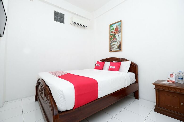 Oyo 1706 Hotel H&w Solo