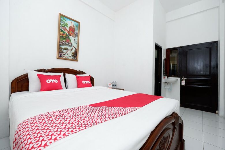 Oyo 1706 Hotel H&w Solo