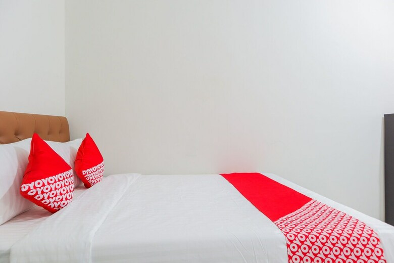 Hotel Oyo 1219 Wisma Anton Soedjarwo