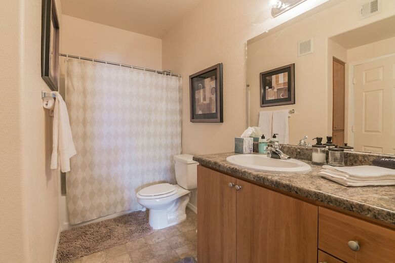 Apartamentos The Modern Phoenix Getaway + Resort-style Amenities