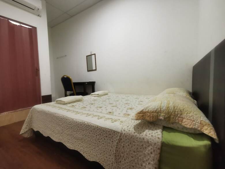 Hostal Spot On 90078 Navita Lodge