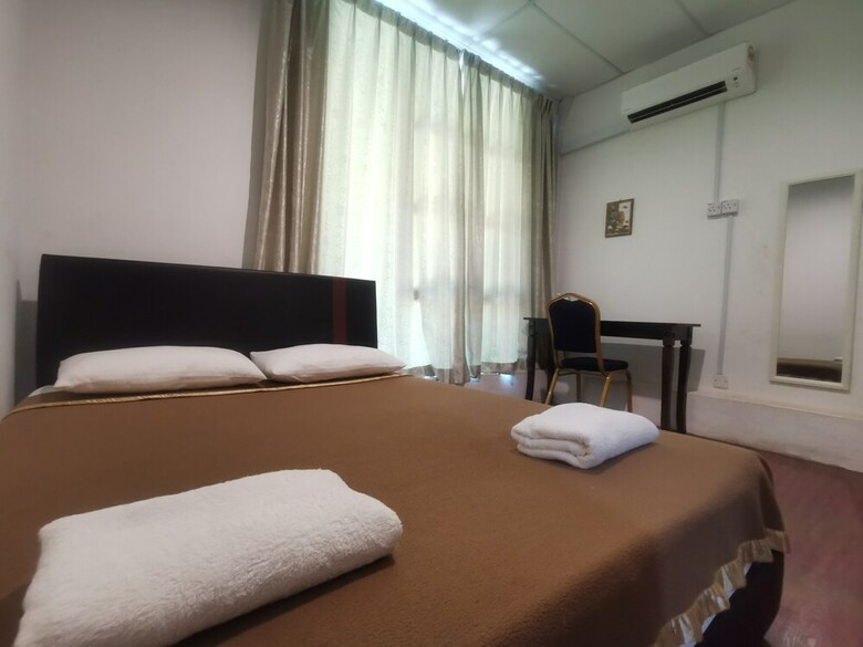 Hostal Spot On 90078 Navita Lodge