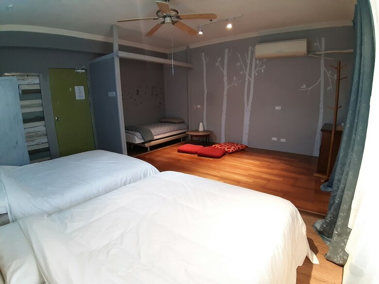 Hotel Taoyuan Airport Rory Harbor Hostel